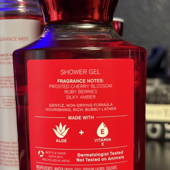 Bath & Body Works Winter Cherry Blossom Set - Picture 4 of 4